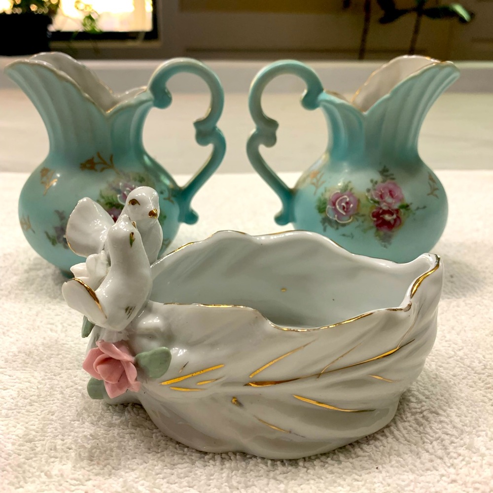 Elegant Floral Ceramic Pitcher Set with Dove Accent trinket bowl